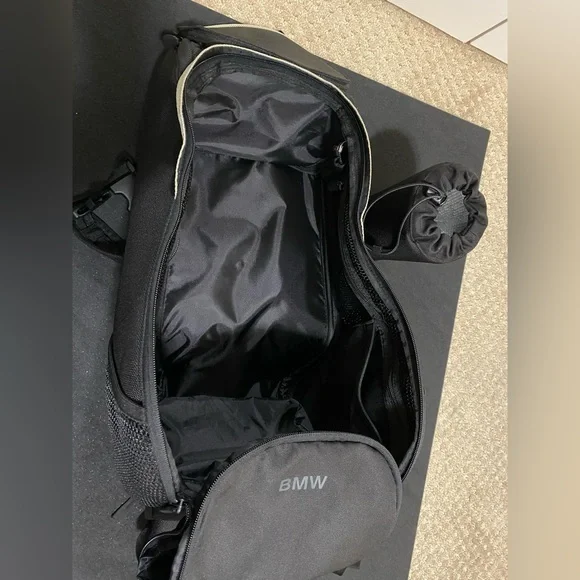 BMW Rear Storage Console Backpack - Picture 6 of 8